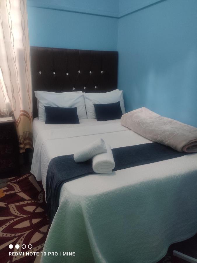 The Croc Guest House Спрингс Екстериор снимка