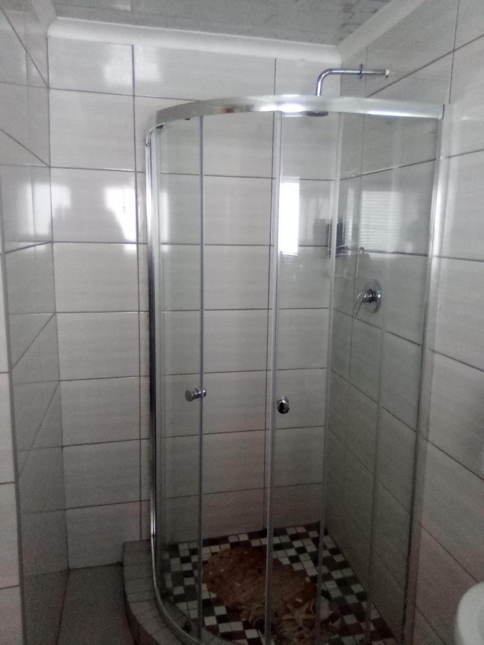 The Croc Guest House Спрингс Екстериор снимка