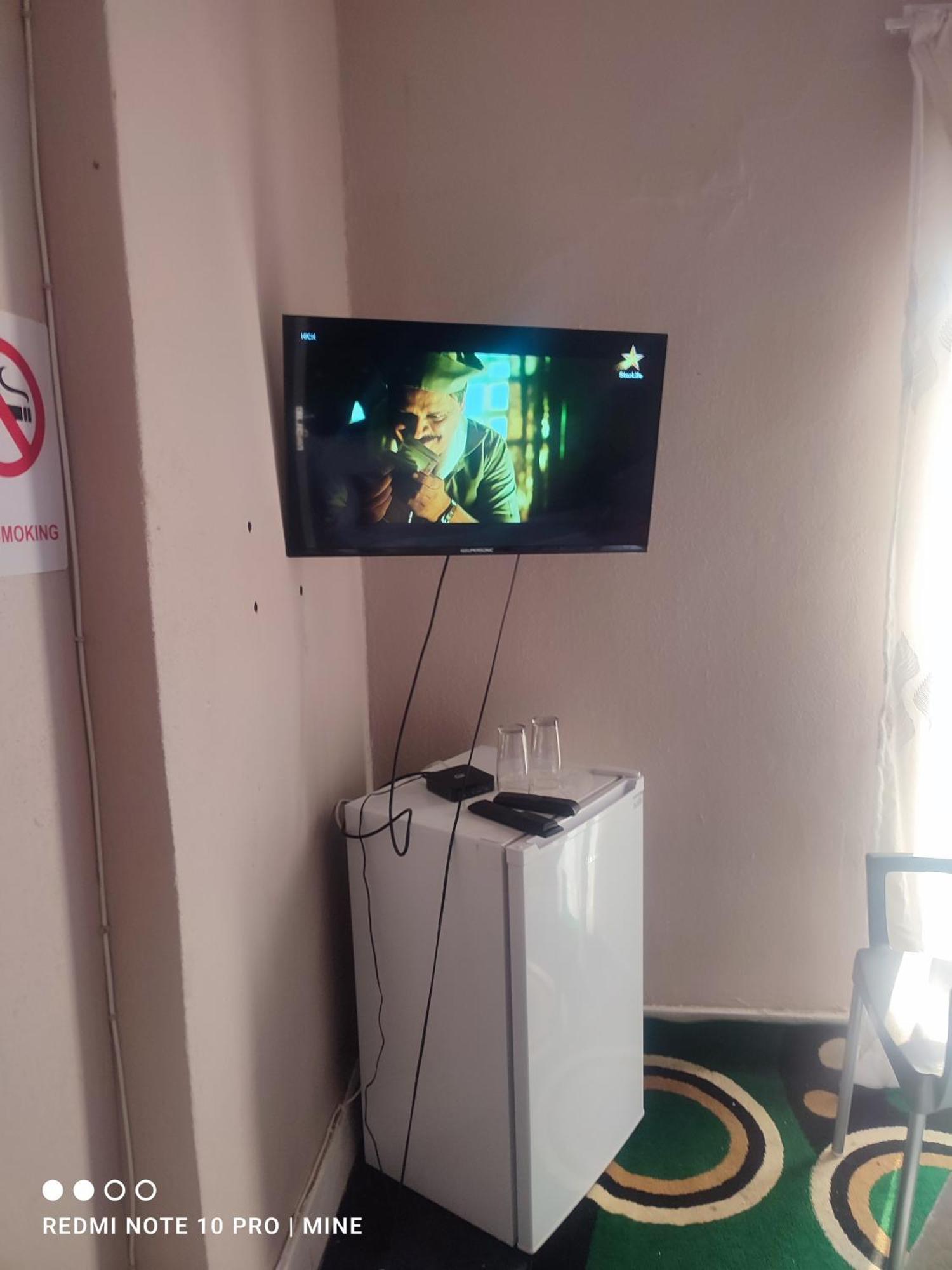 The Croc Guest House Спрингс Екстериор снимка
